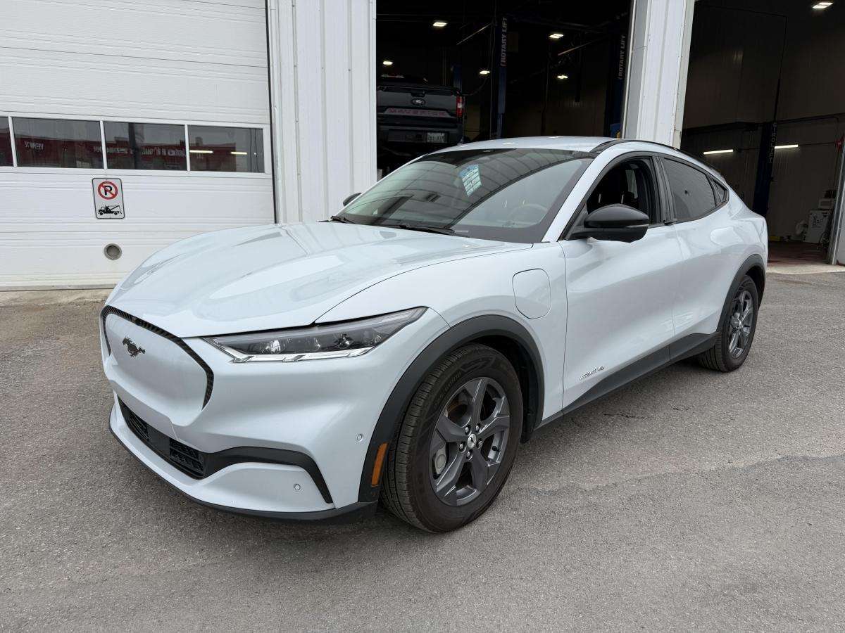 2023 Ford Mustang Mach-E Sélect AWD Autonomie Standard