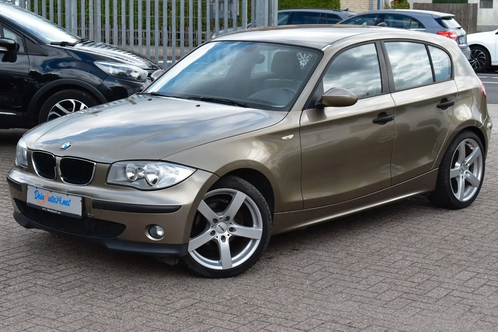 BMW 116 i Scheckh.| 18"Alu| Teilleder| Klima| EL.FH Braun - 1