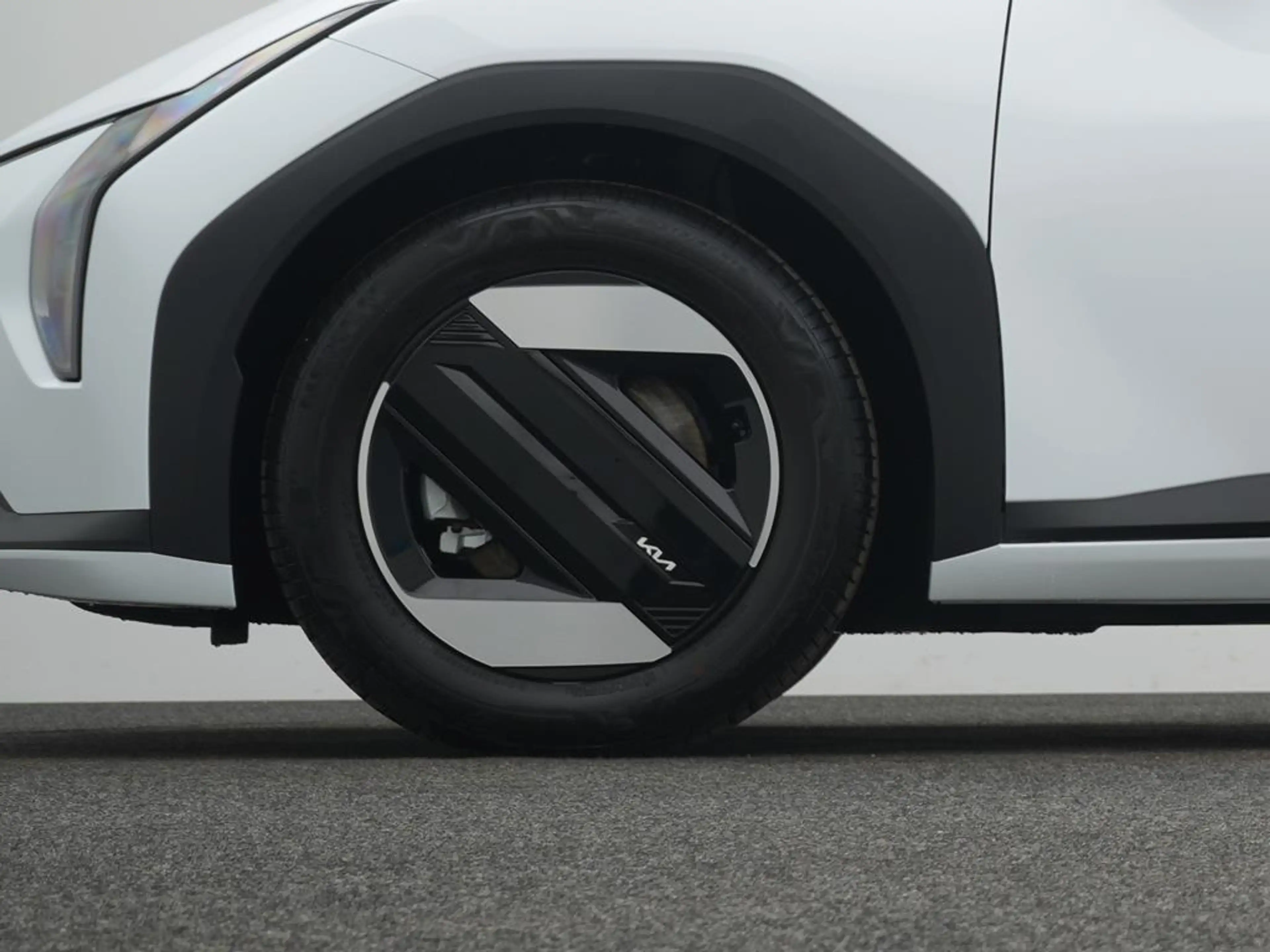 Kia EV4 58 FWD AIR WP — photo 10