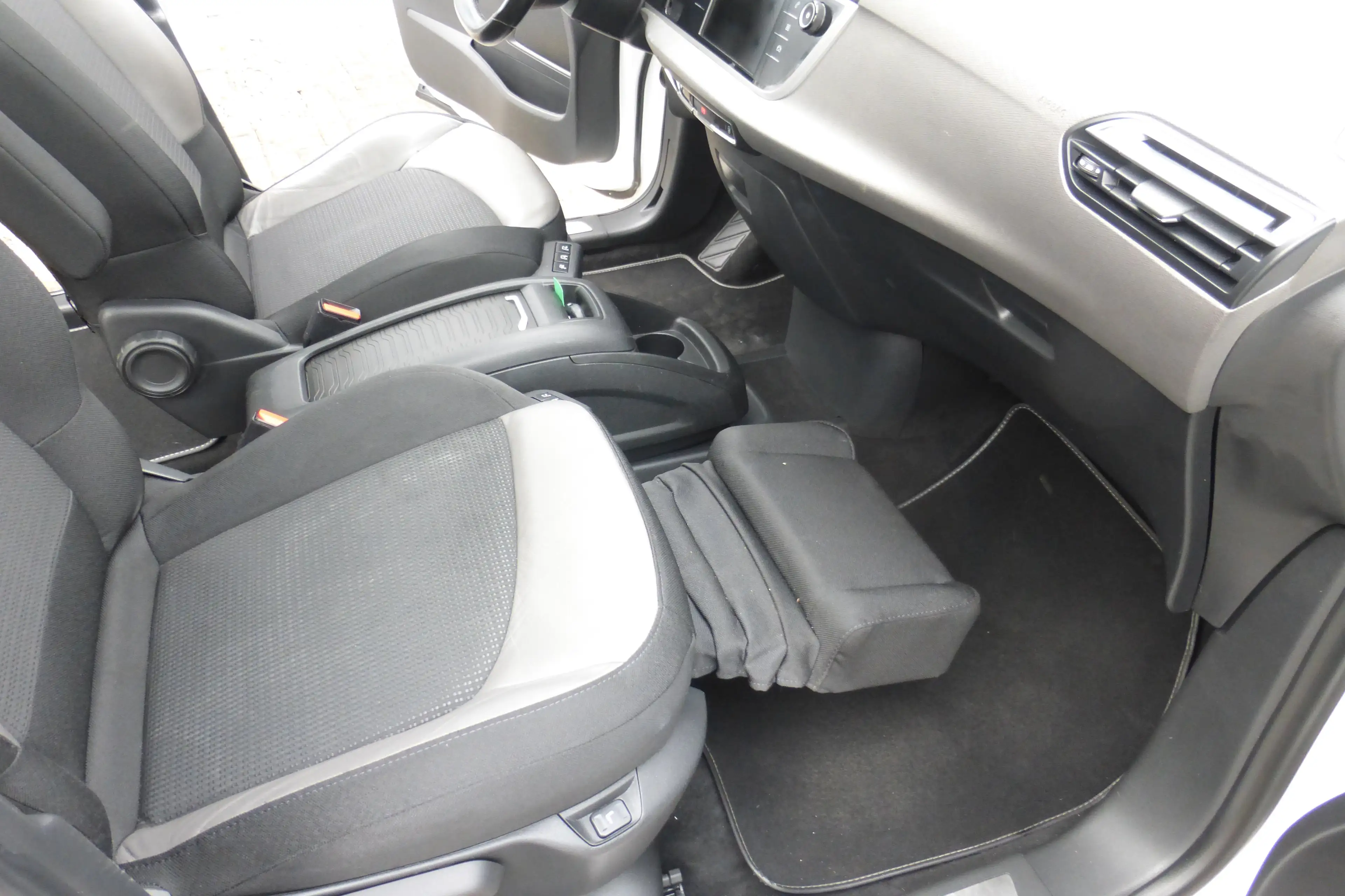 Citroen C4 SpaceTourer Grand Picasso Shine 165 Automatic — photo 13