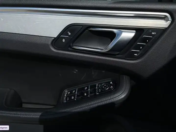 Porsche Macan 2016, foto 12