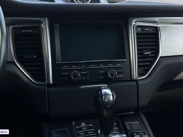 Porsche Macan 2016, foto 16