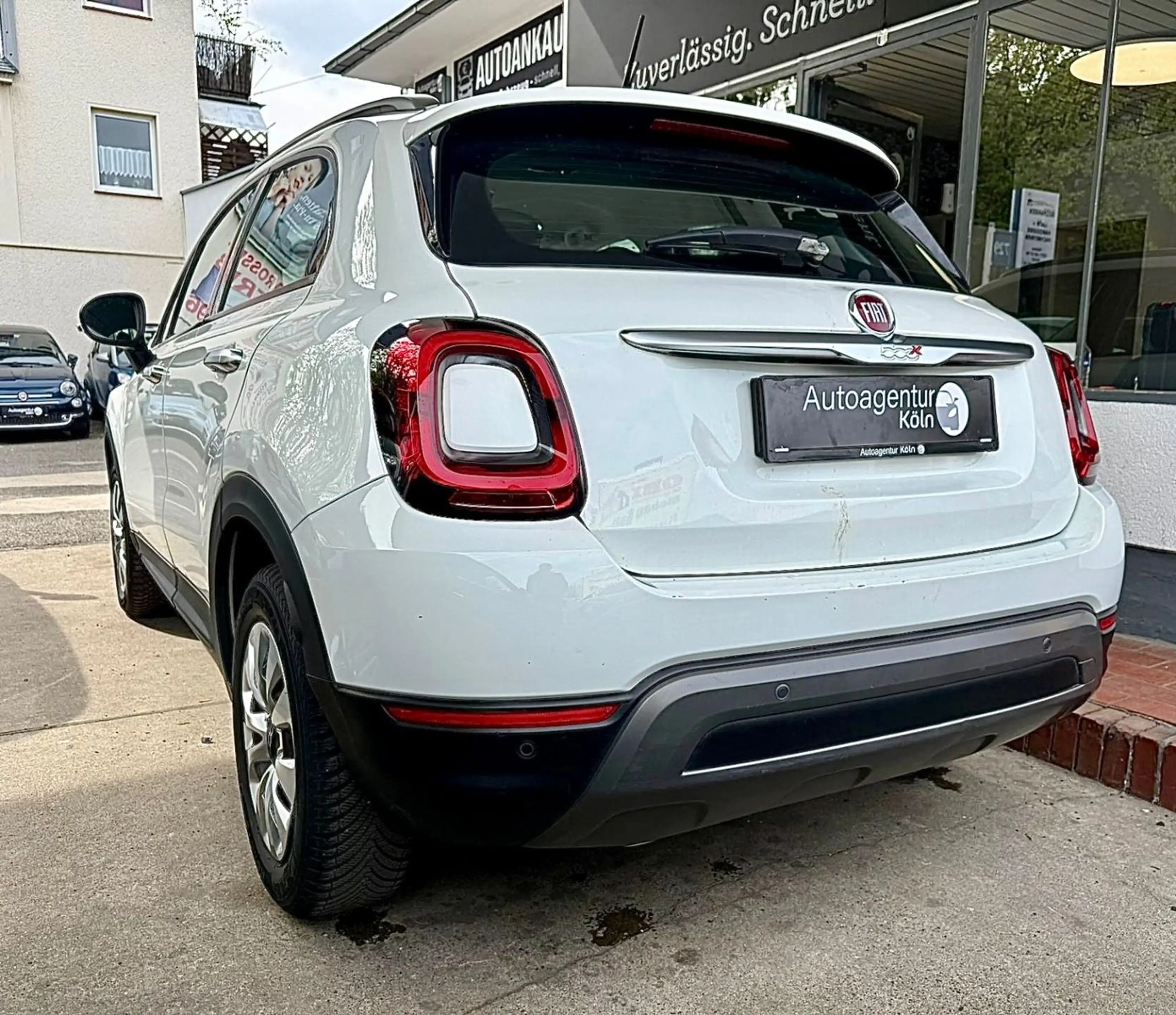 Fiat 500X 1.3 GSE Cross*PDC*KLIMA*CARPLAY* — photo 5