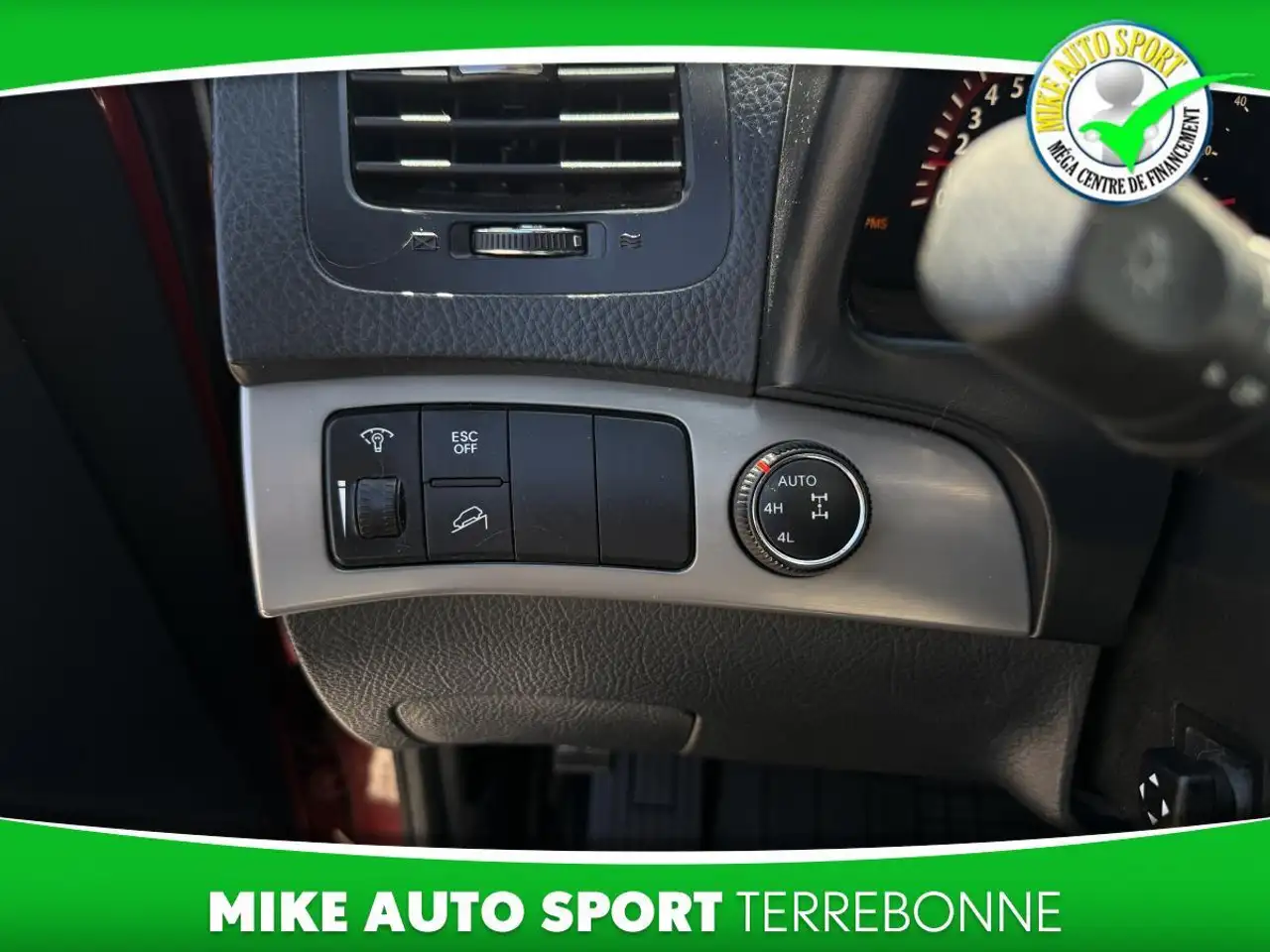 Kia Borrego снимка Kia Borrego