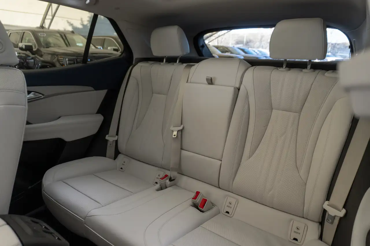 Buick Envision снимка Buick Envision