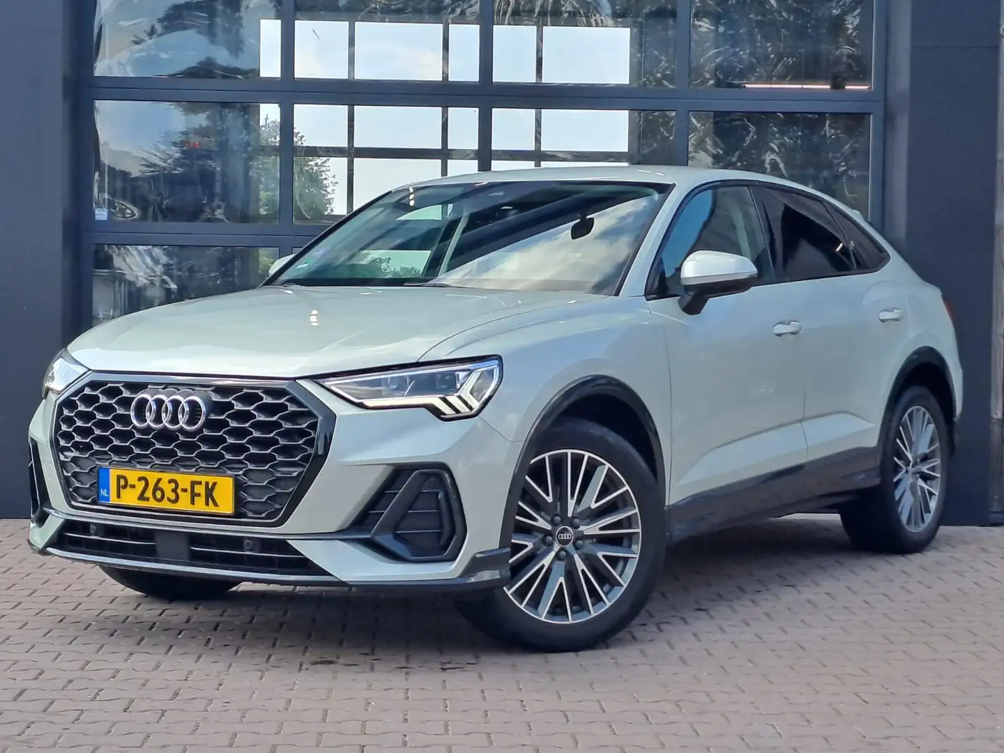 Audi Q3 Sportback 35 TFSI S Edition | LED | Virtual | Keyl Grigio - 1