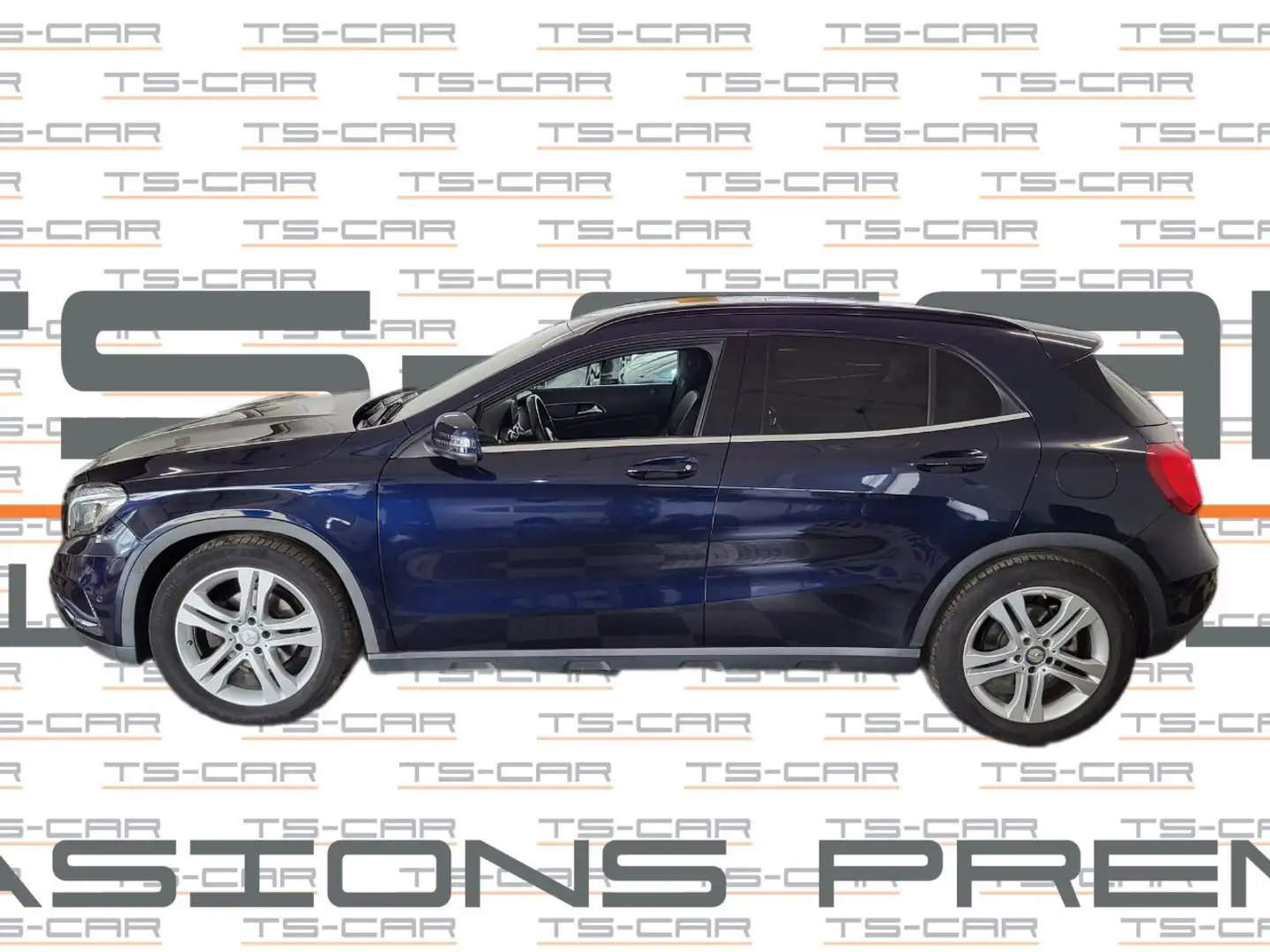 Mercedes-Benz GLA 180 GLA 180 (CDI) d Urban Bleu - 1