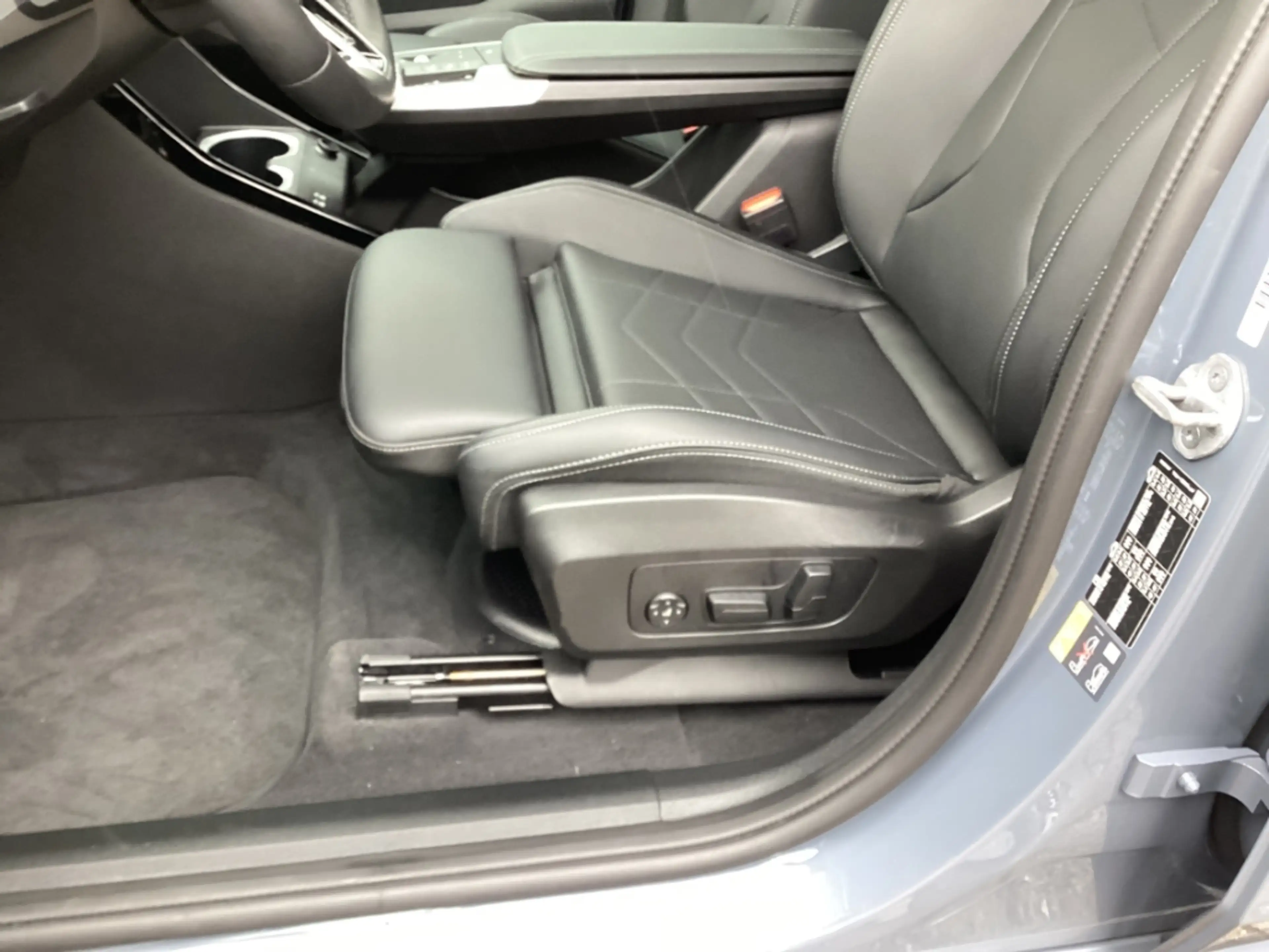 BMW X1 30e M-Sport SR19'' H/K HUD PA+ DA Prof AdLED 360 — photo 6