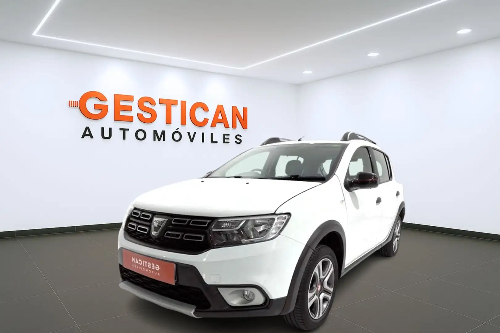 Dacia Sandero Stepway TCe Comfort 67kW Blanc - 1