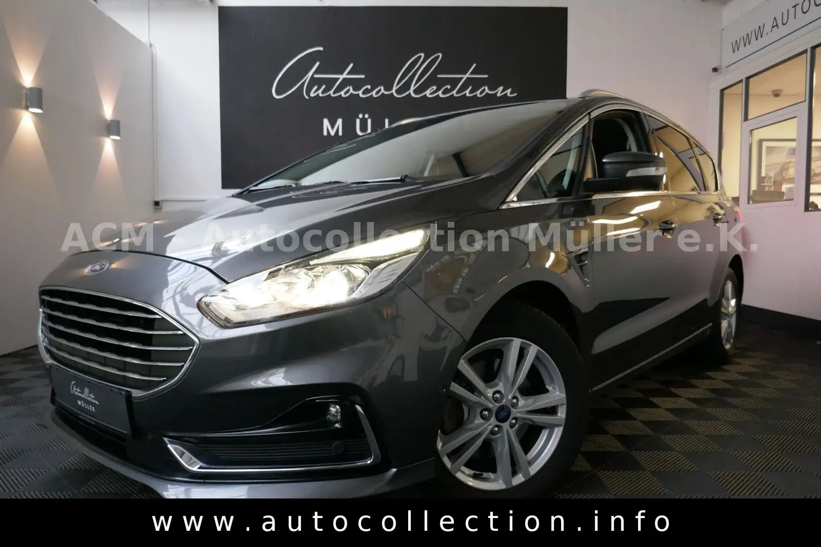 Ford S-Max Titanium*1.Hand*AHK*Navi*Kamera*Tempo*DAB* Grau - 1