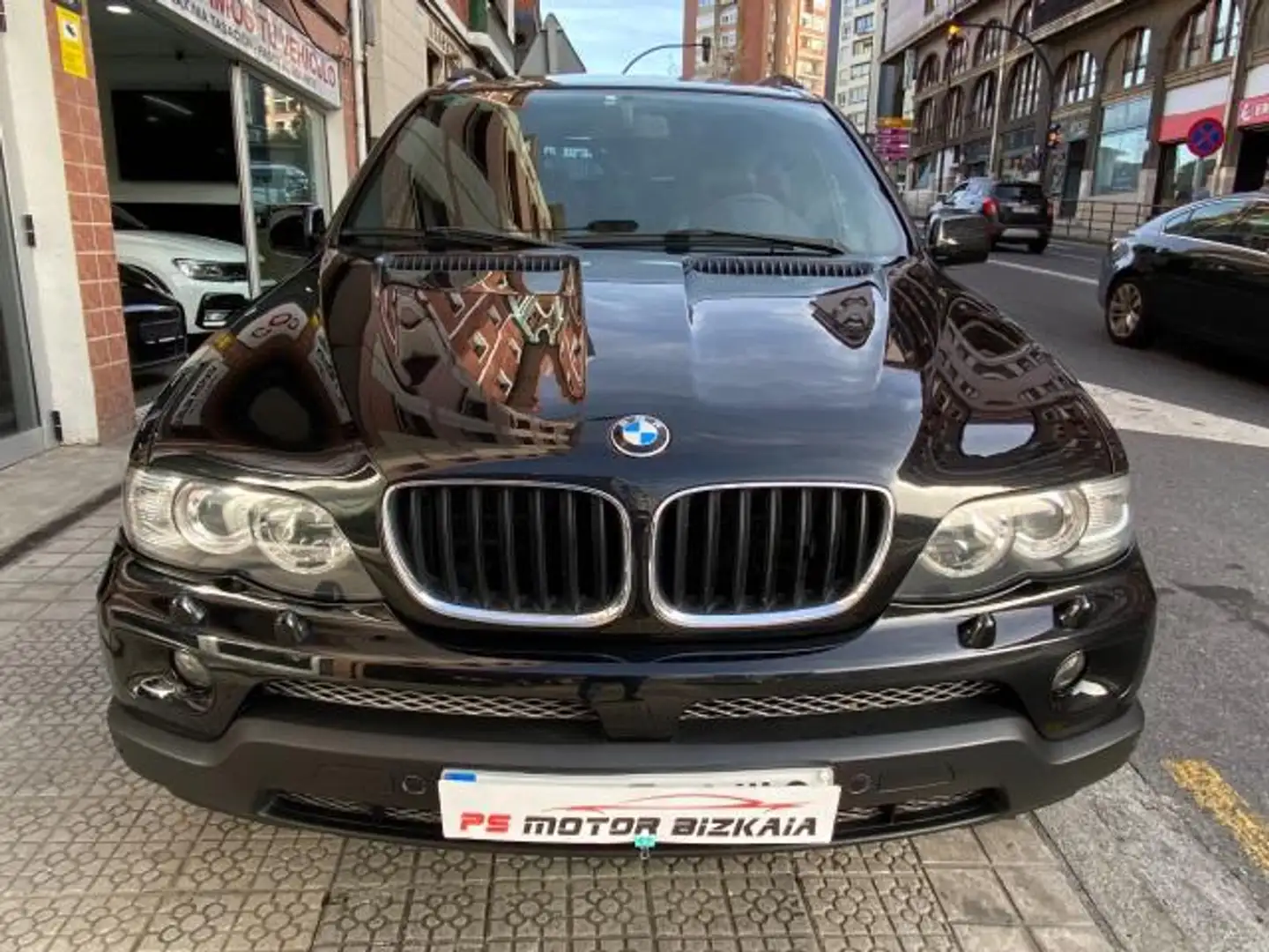 BMW X5 3.0d Aut. Czarny - 2