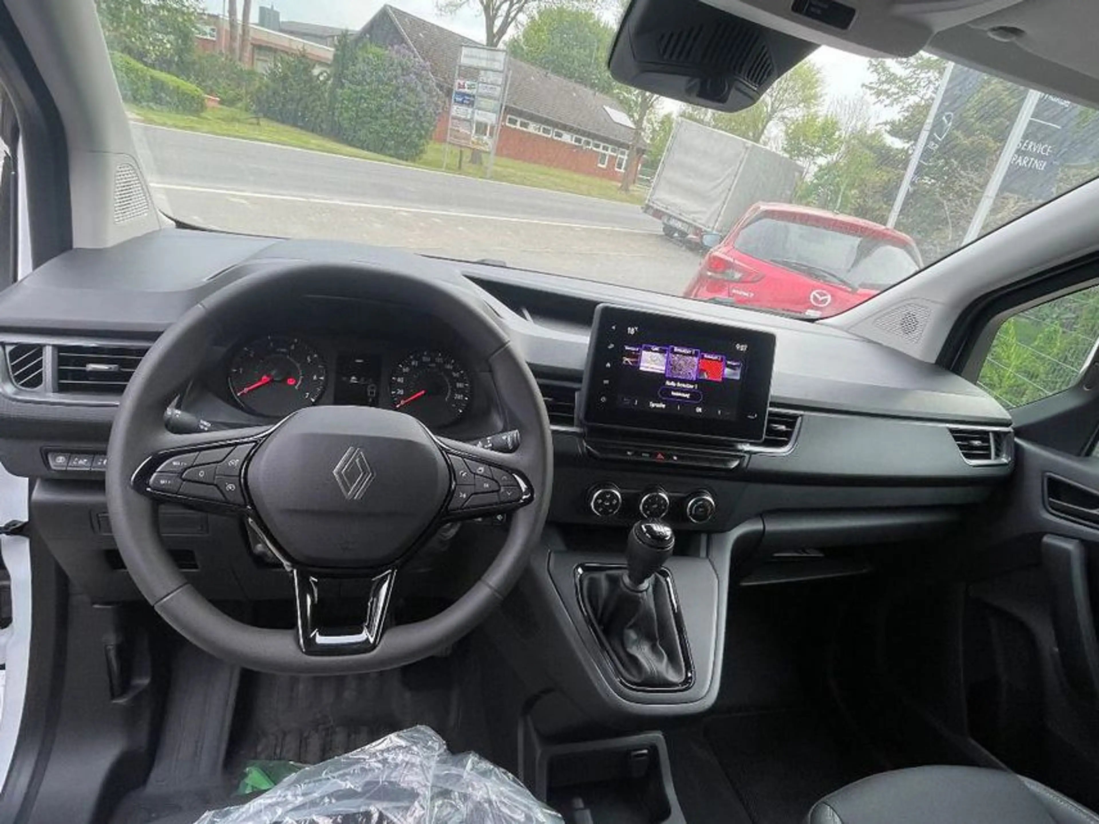 Renault Kangoo III Rapid L1H1 — photo 10