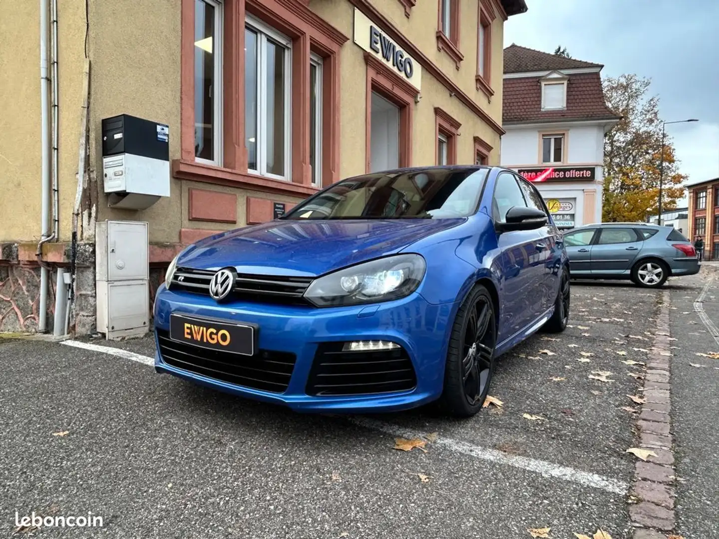 Volkswagen Golf 6 r-line-2.0 tsi 270ch-bva-ligne inox-garantie mois Blau - 1