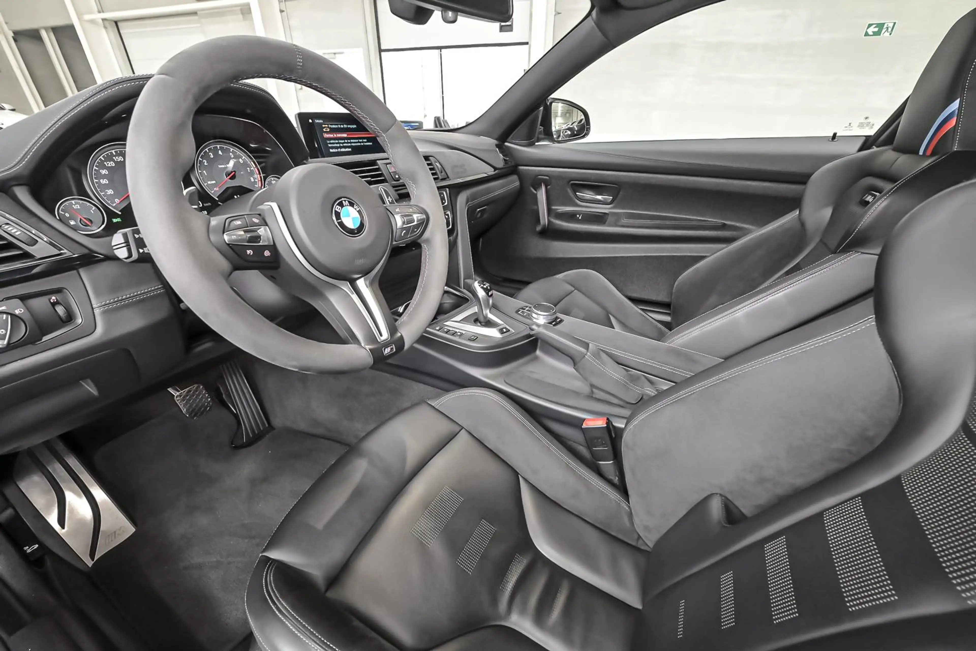 BMW M4 M4 CS•CERAMIC BRAKES•INDIVIDUAL LIME ROCK GREY — photo 6
