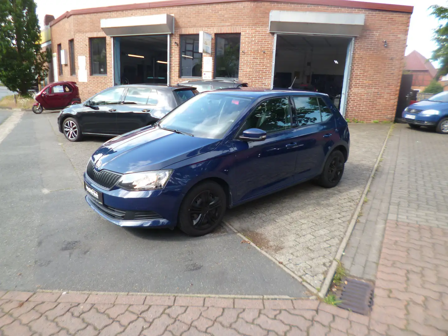 Skoda Fabia 1.0 MPI Ambition, Allwetterreifen Bleu - 1