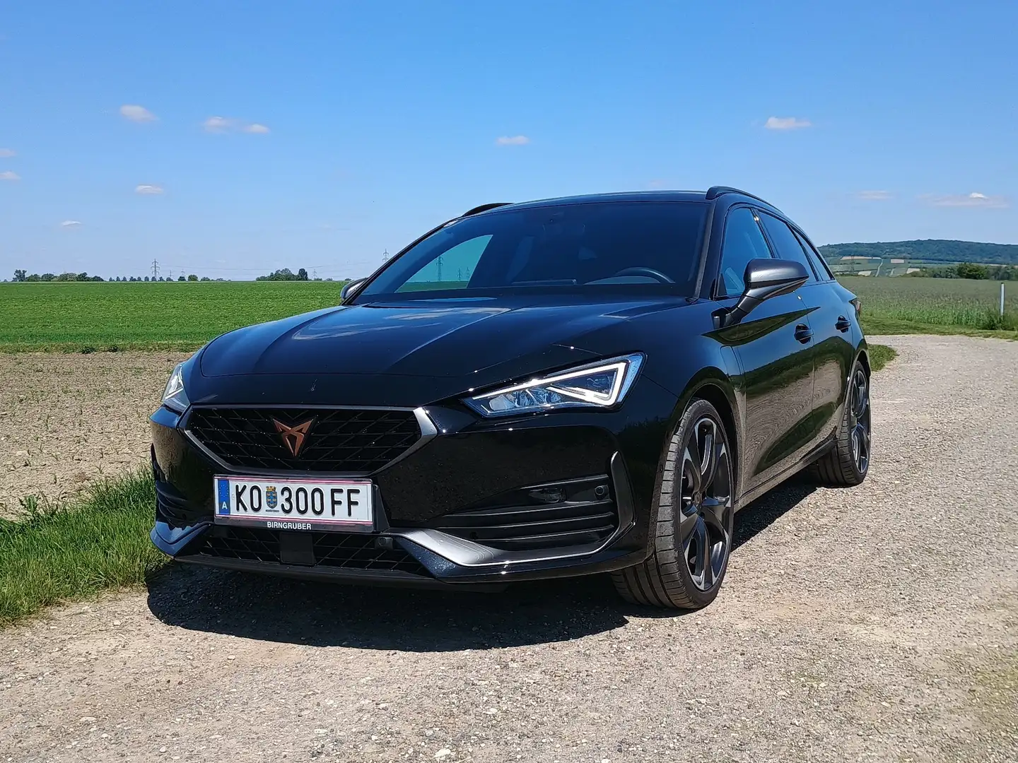 CUPRA Leon SP Kombi VZ 2,0 TSI 245 DSG Schwarz - 1