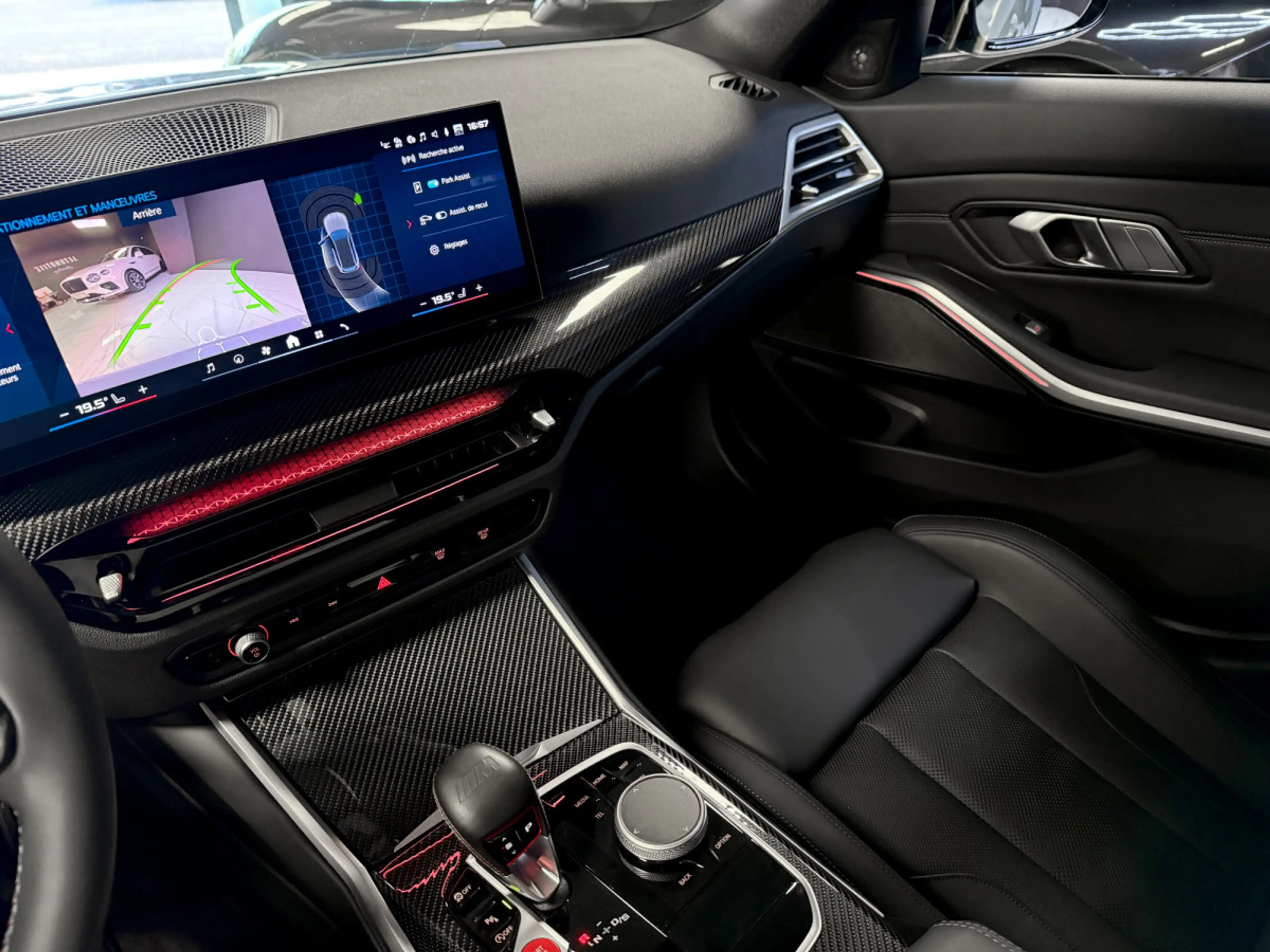 BMW M3 COMPETITION LCI TOURING XDRIVE — photo 12
