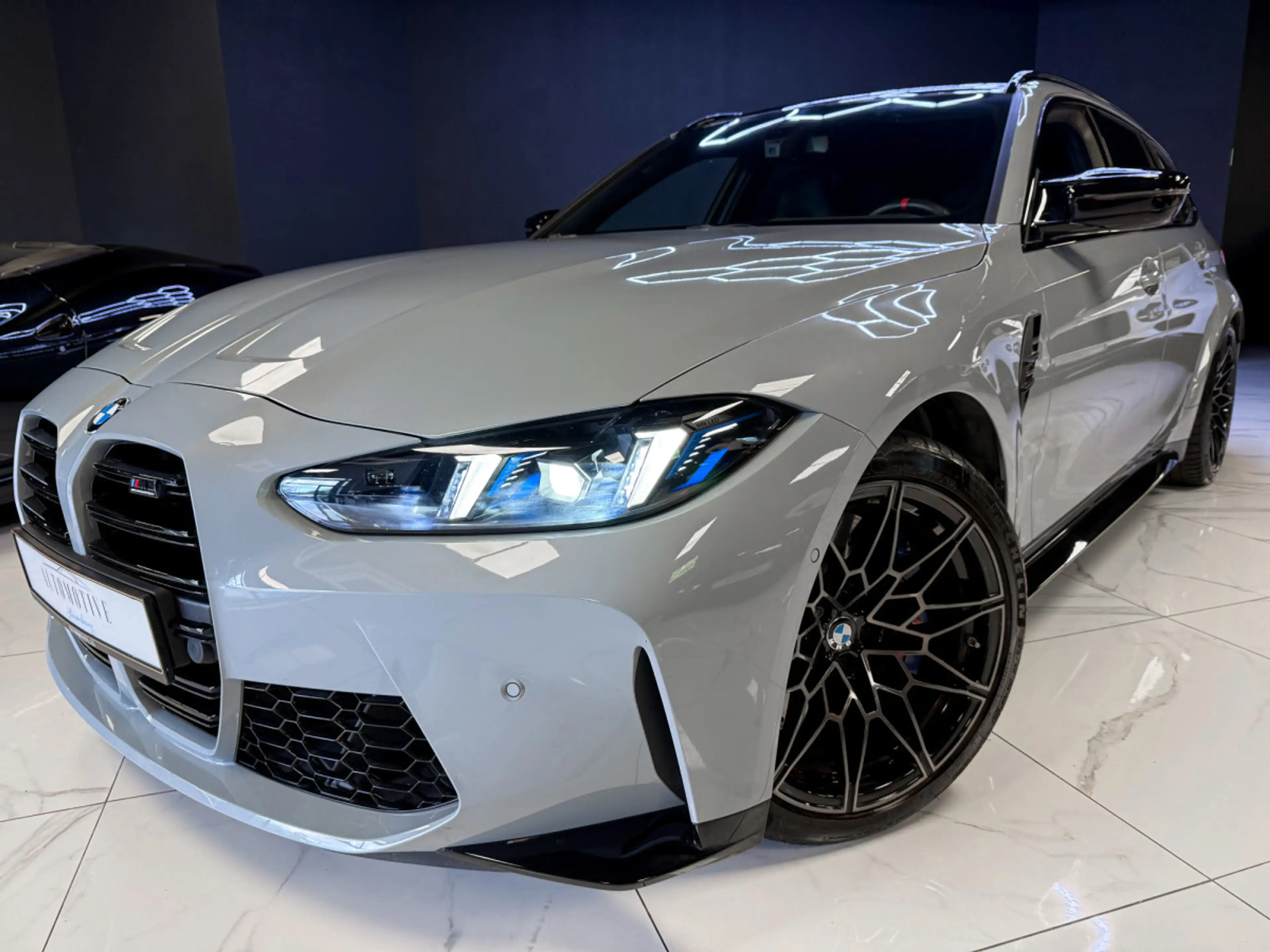 BMW M3 COMPETITION LCI TOURING XDRIVE — photo 9