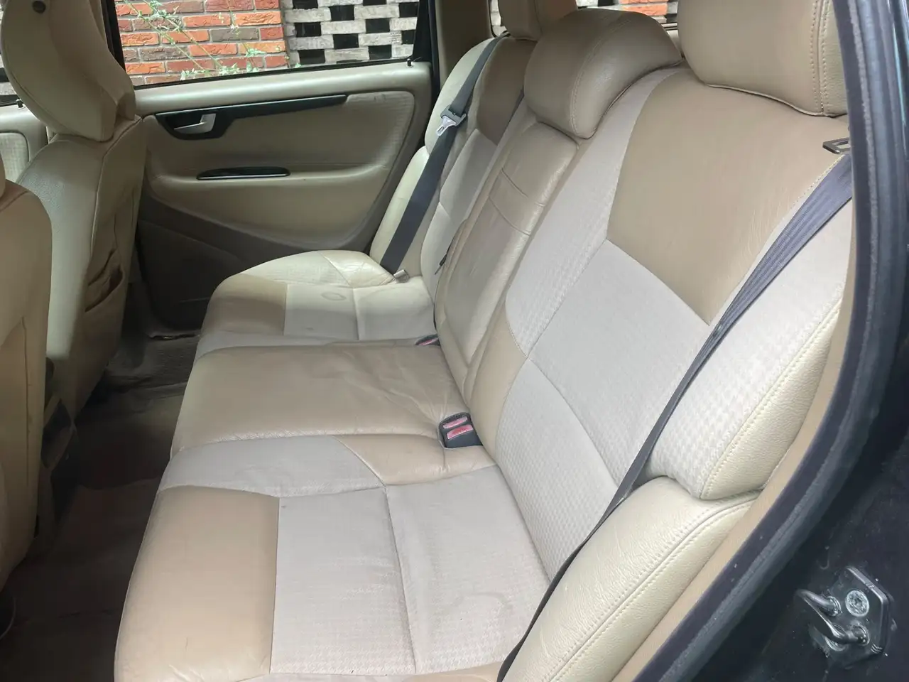 Volvo V70 2.4, foto 8
