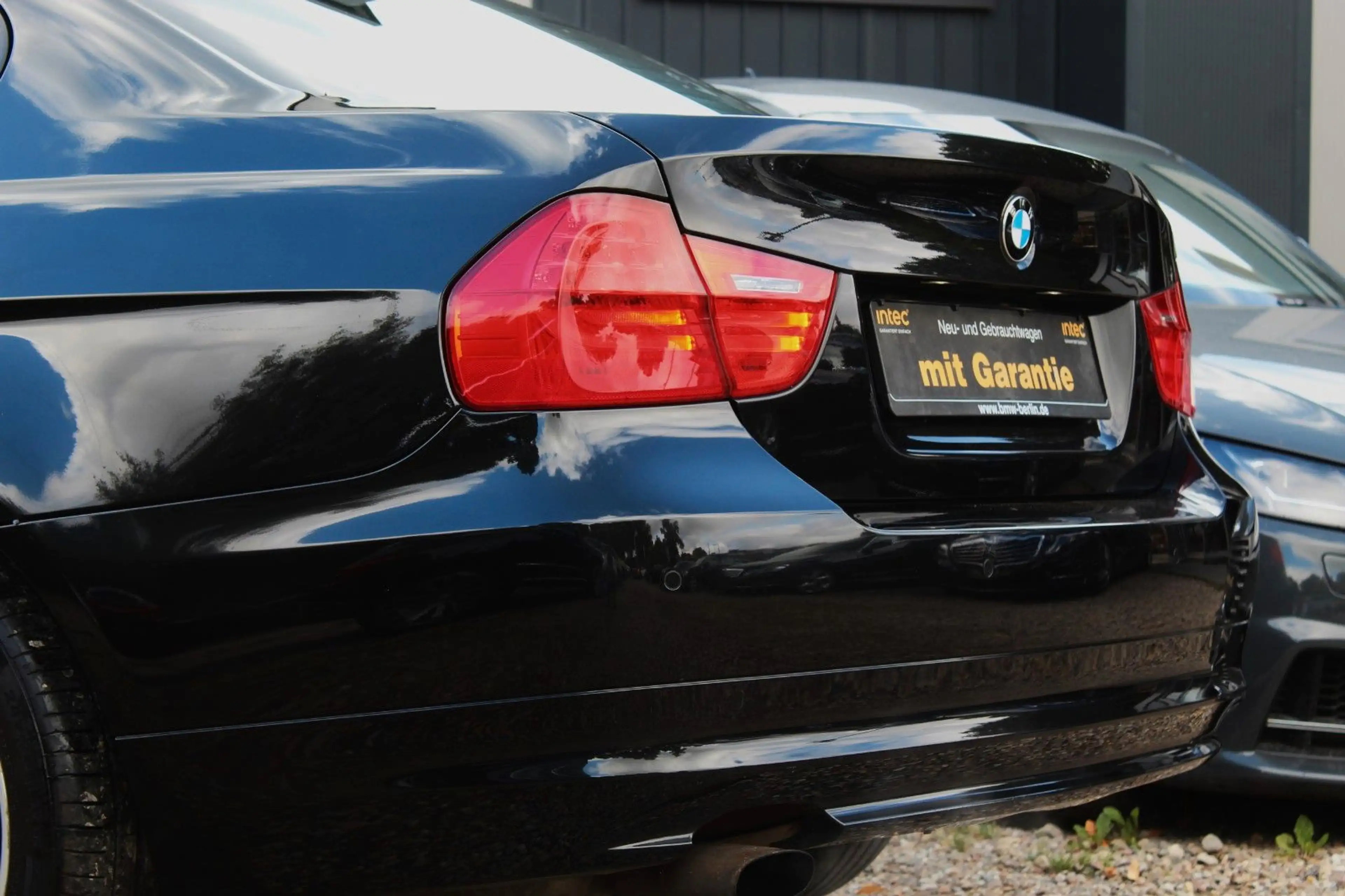 BMW 318 i AUT SPORTLINE KLIMA SIZTHEIZUNG XENON PDC — photo 10