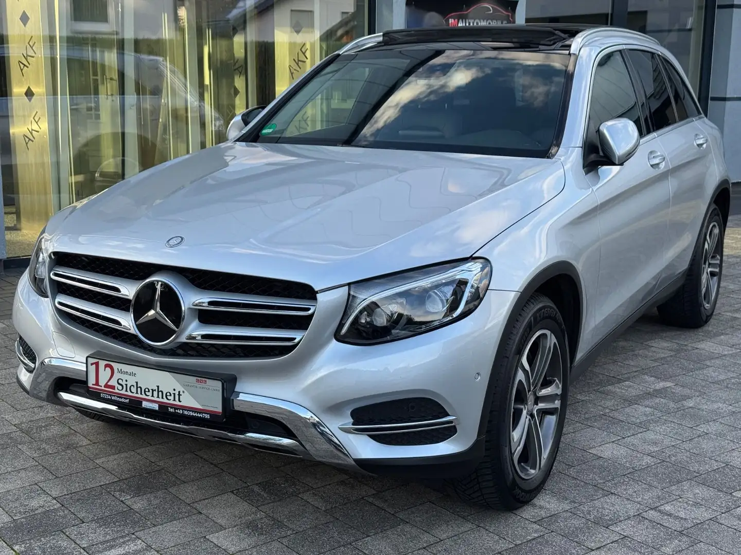 Mercedes-Benz GLC 250 4Matic*Panorama*R-Kamera*Distronic Plus Silber - 1
