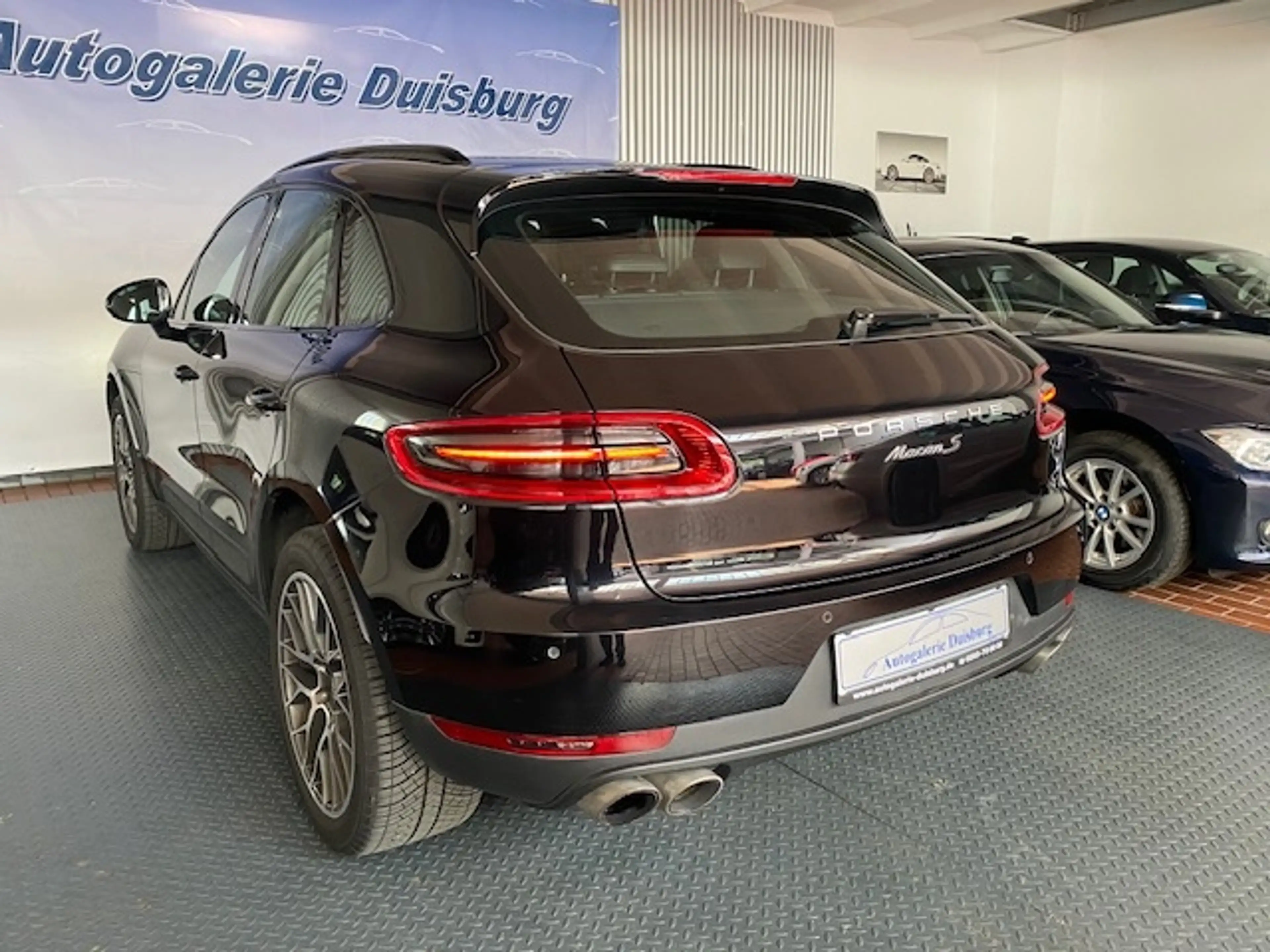Porsche Macan S Pano Kamera elektr.AHK AD Memory Sitze Navi Lede — photo 9