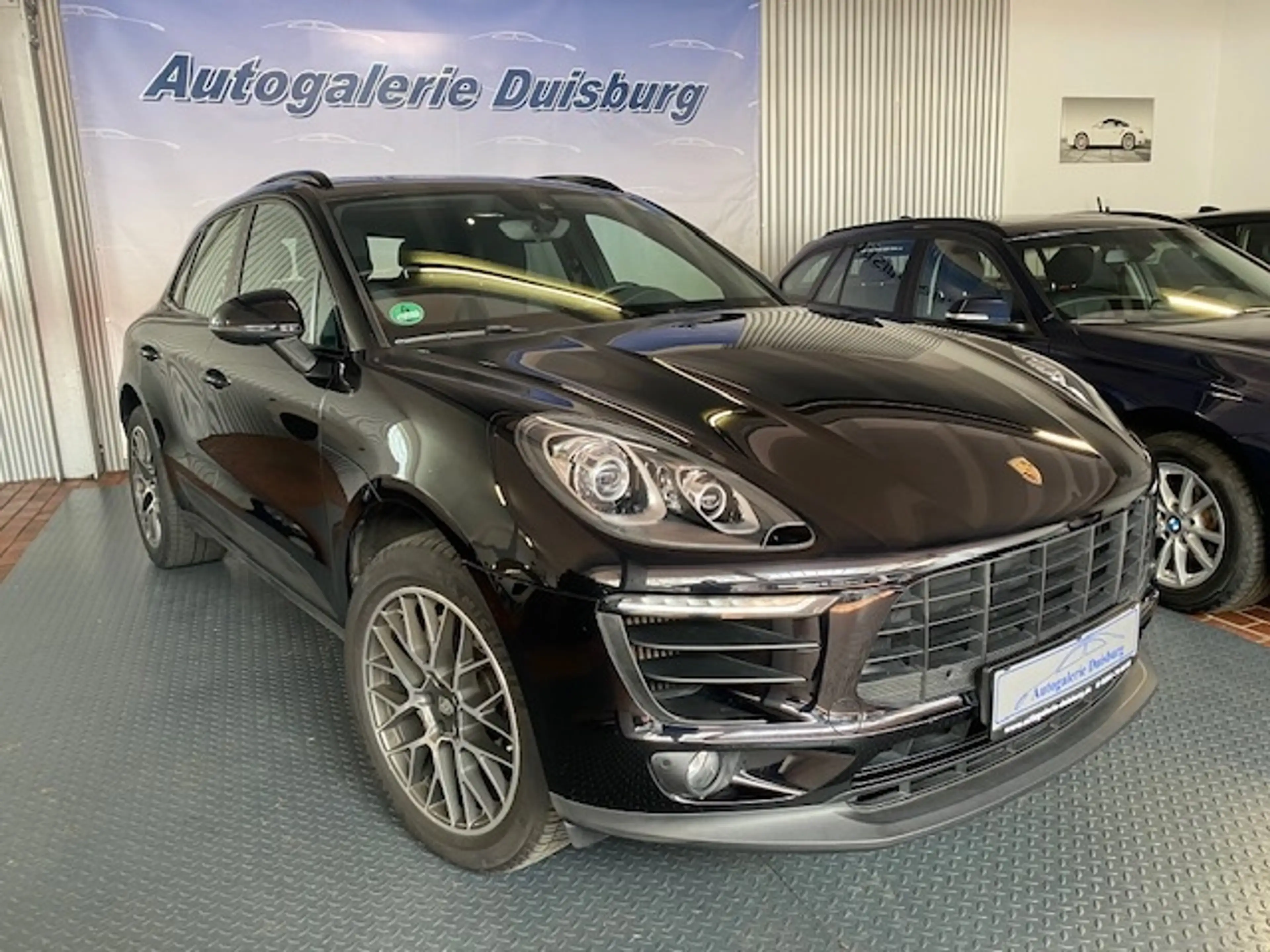 Porsche Macan S Pano Kamera elektr.AHK AD Memory Sitze Navi Lede — photo 12