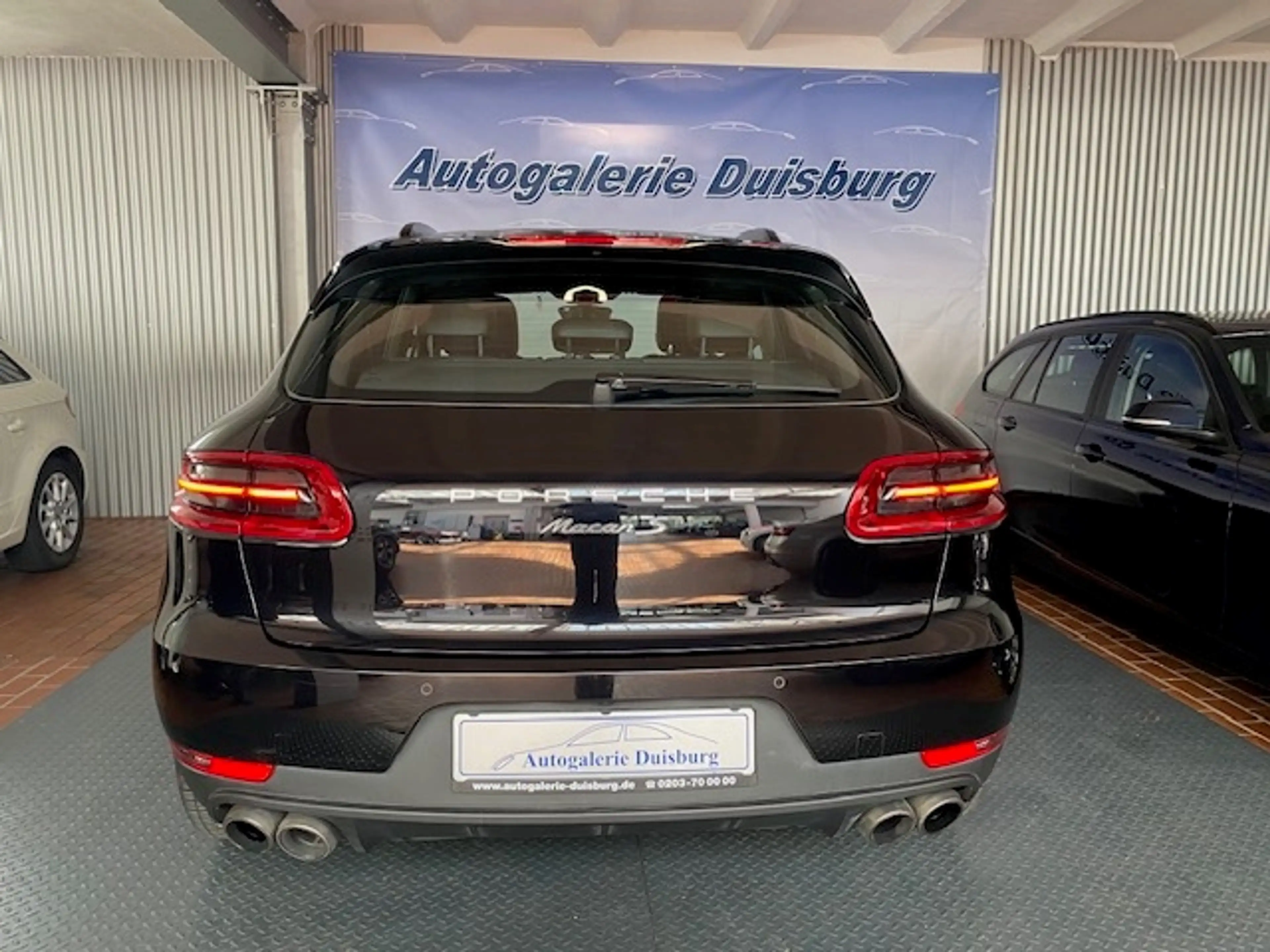 Porsche Macan S Pano Kamera elektr.AHK AD Memory Sitze Navi Lede — photo 4