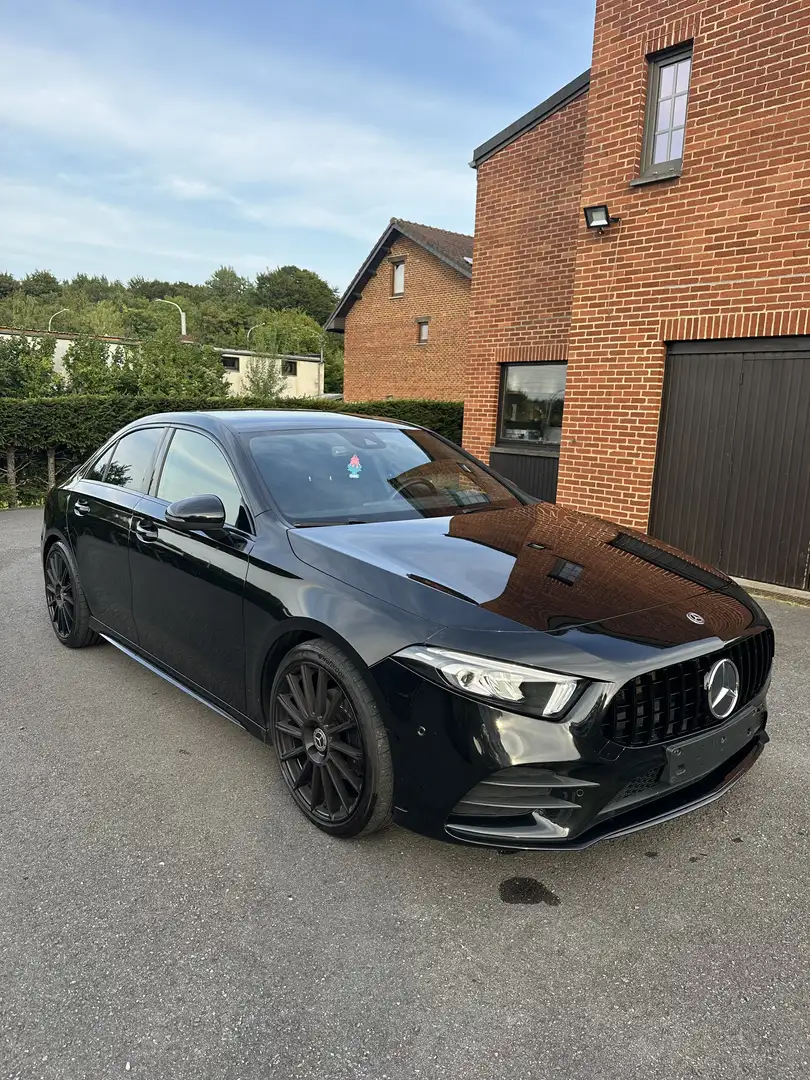 Mercedes-Benz A 200 Business Solution AMG (EU6d-TEMP) - 1