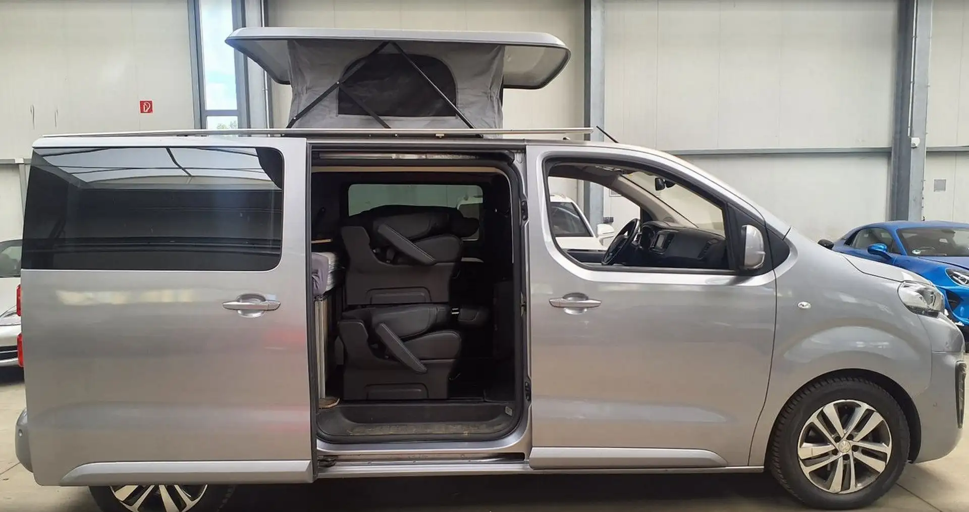 Peugeot Traveller Travell Business VIP Camper L2*AHK*HEAD-UP*STHZ* Gris - 1