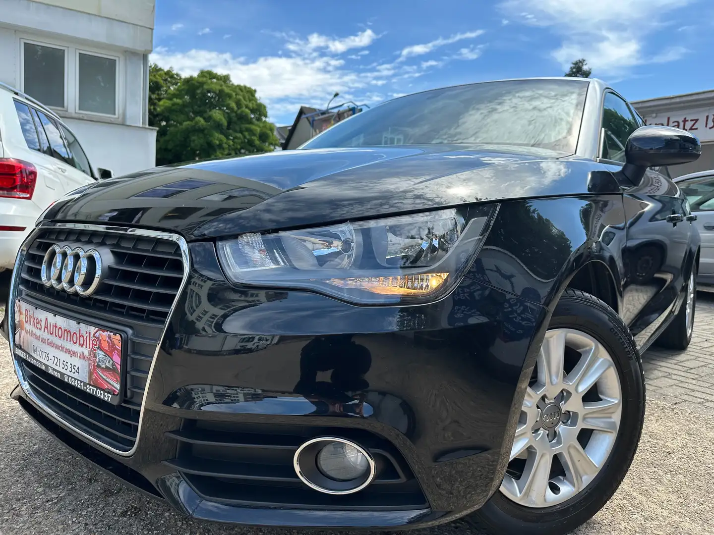Audi A1 1.6 TDI - 1.Hand - Klima Schwarz - 1