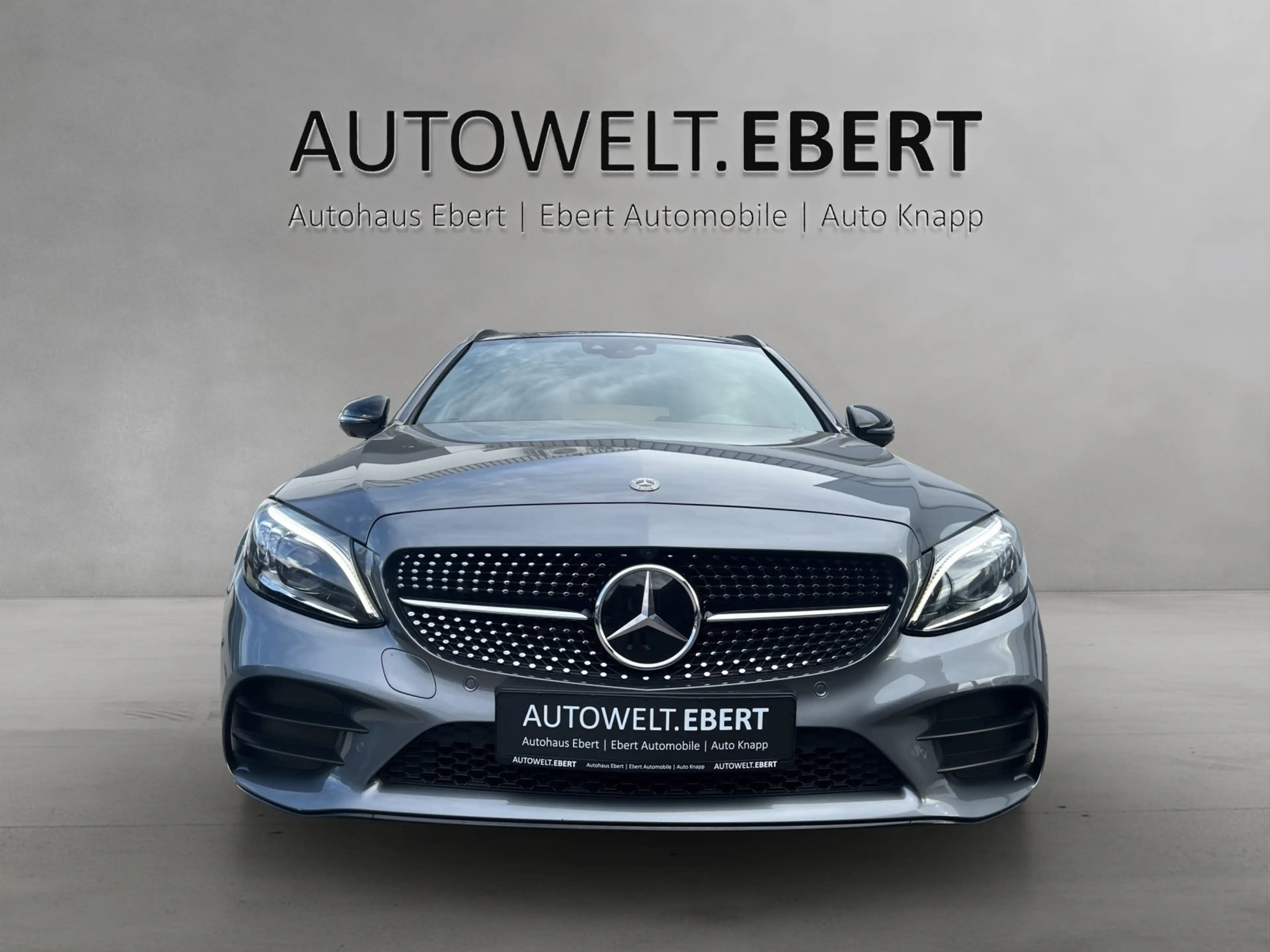 Mercedes-Benz C 400 C400T AMG Pano DISTRO Comand MLED Busines+ Night — photo 6