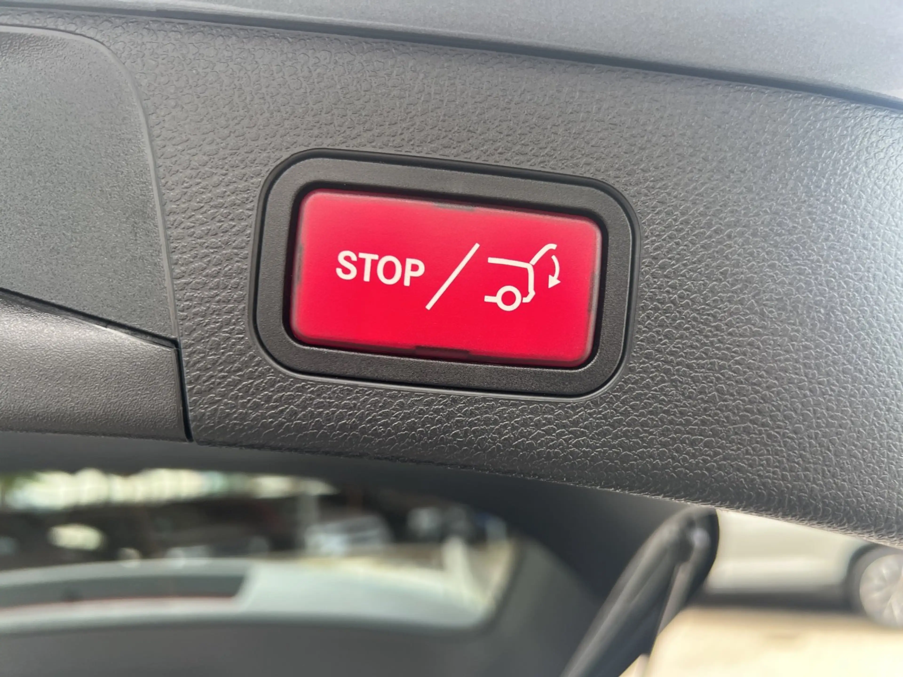 Mercedes-Benz C 400 C400T AMG Pano DISTRO Comand MLED Busines+ Night — photo 15