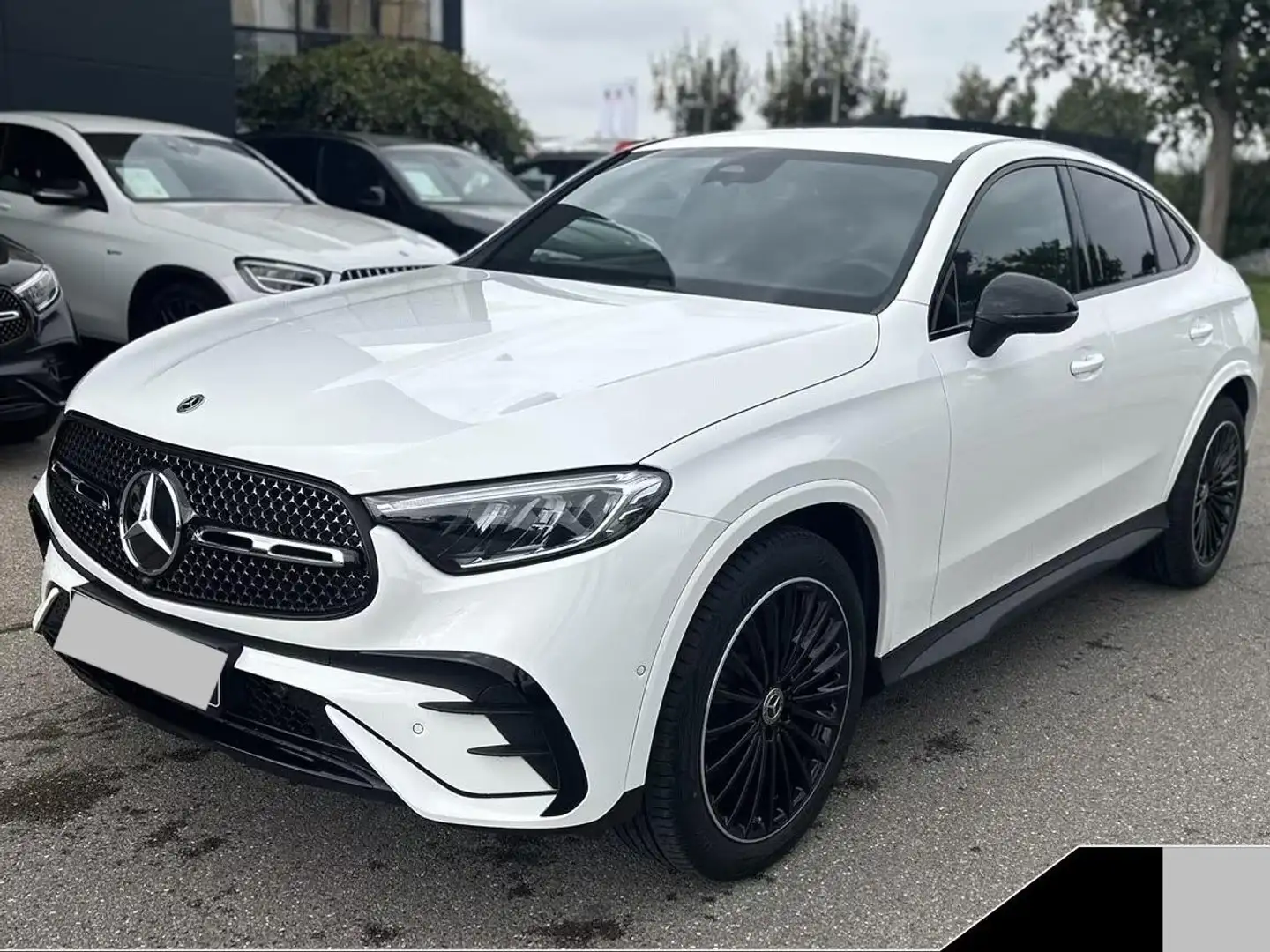 Mercedes-Benz GLC 220 Coupe AMG Premium 4matic NIGHT LED LUCIAMB KAMERA Blanc - 1