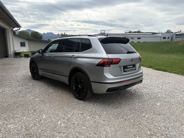 Volkswagen Tiguan Allspace view 5