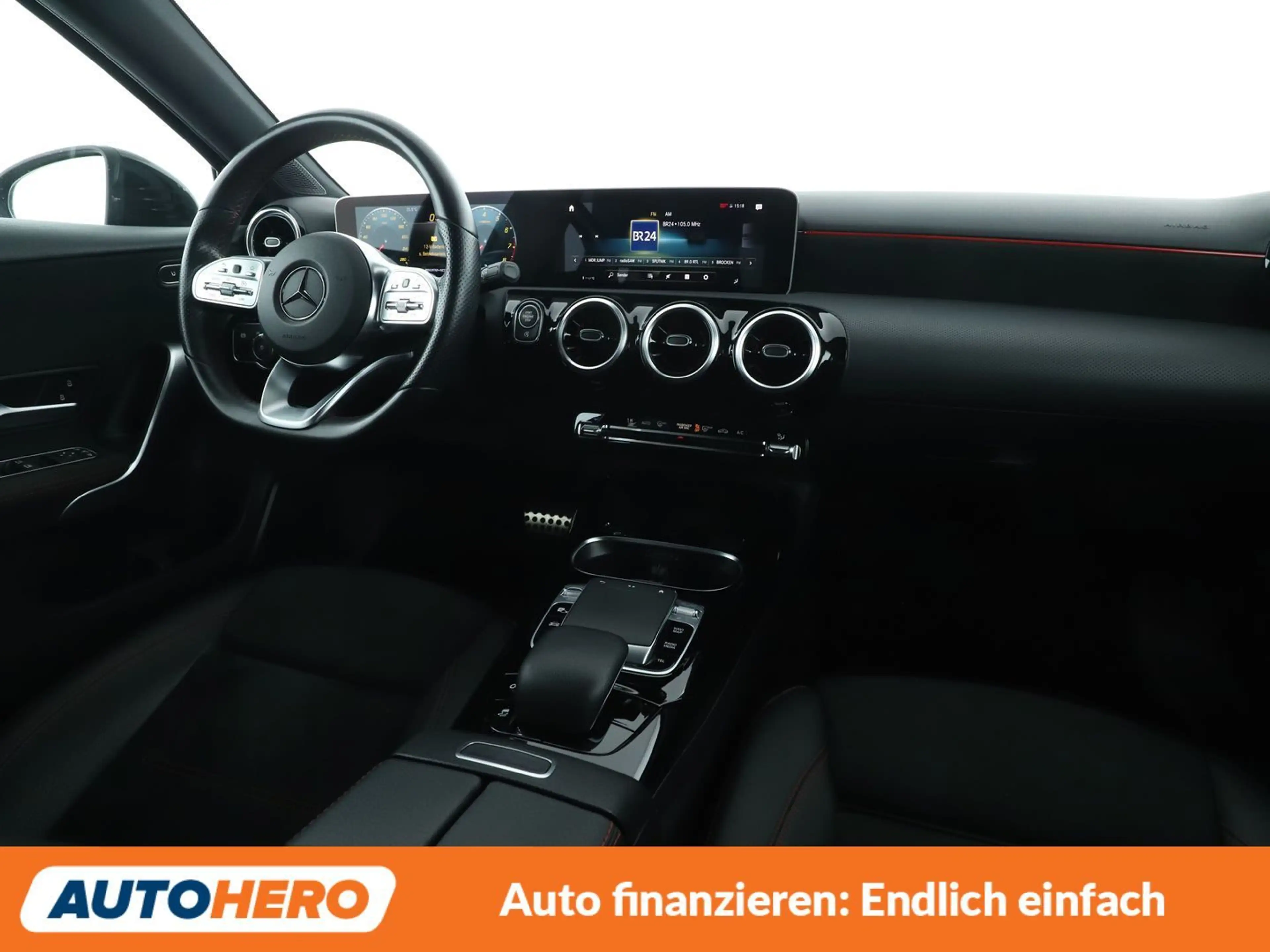 Mercedes-Benz A 35 AMG A 35 AMG 4Matic Aut.*NAVI*LED*TEMPO*PDC* — photo 13