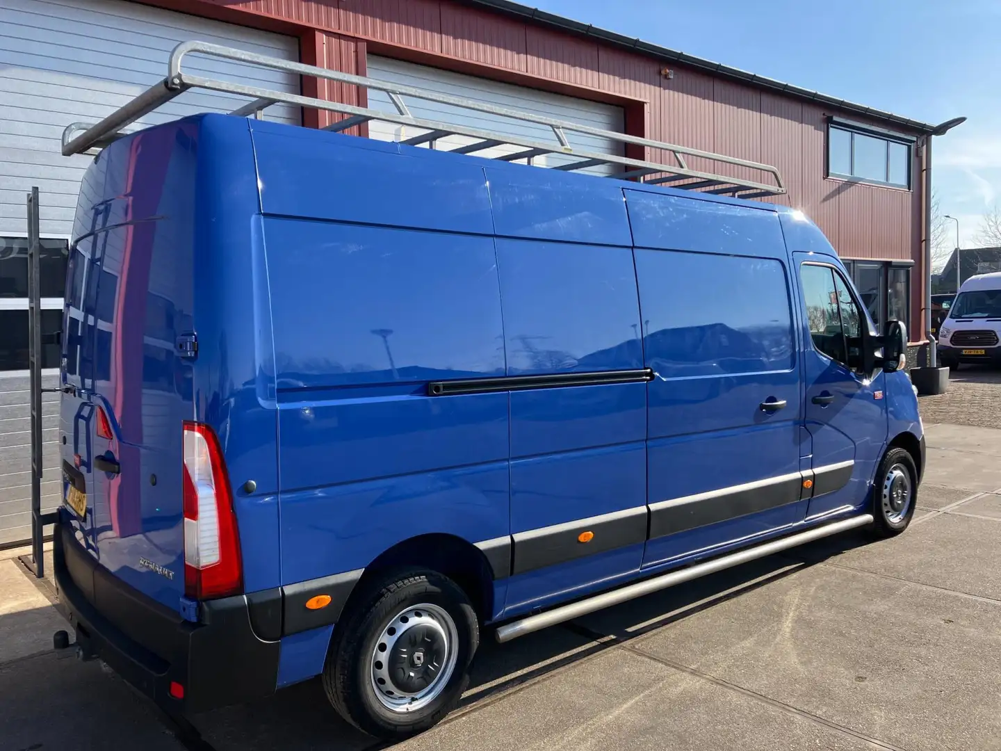 Renault Master T35 2.3 dCi L3H2 Energy Bleu - 2