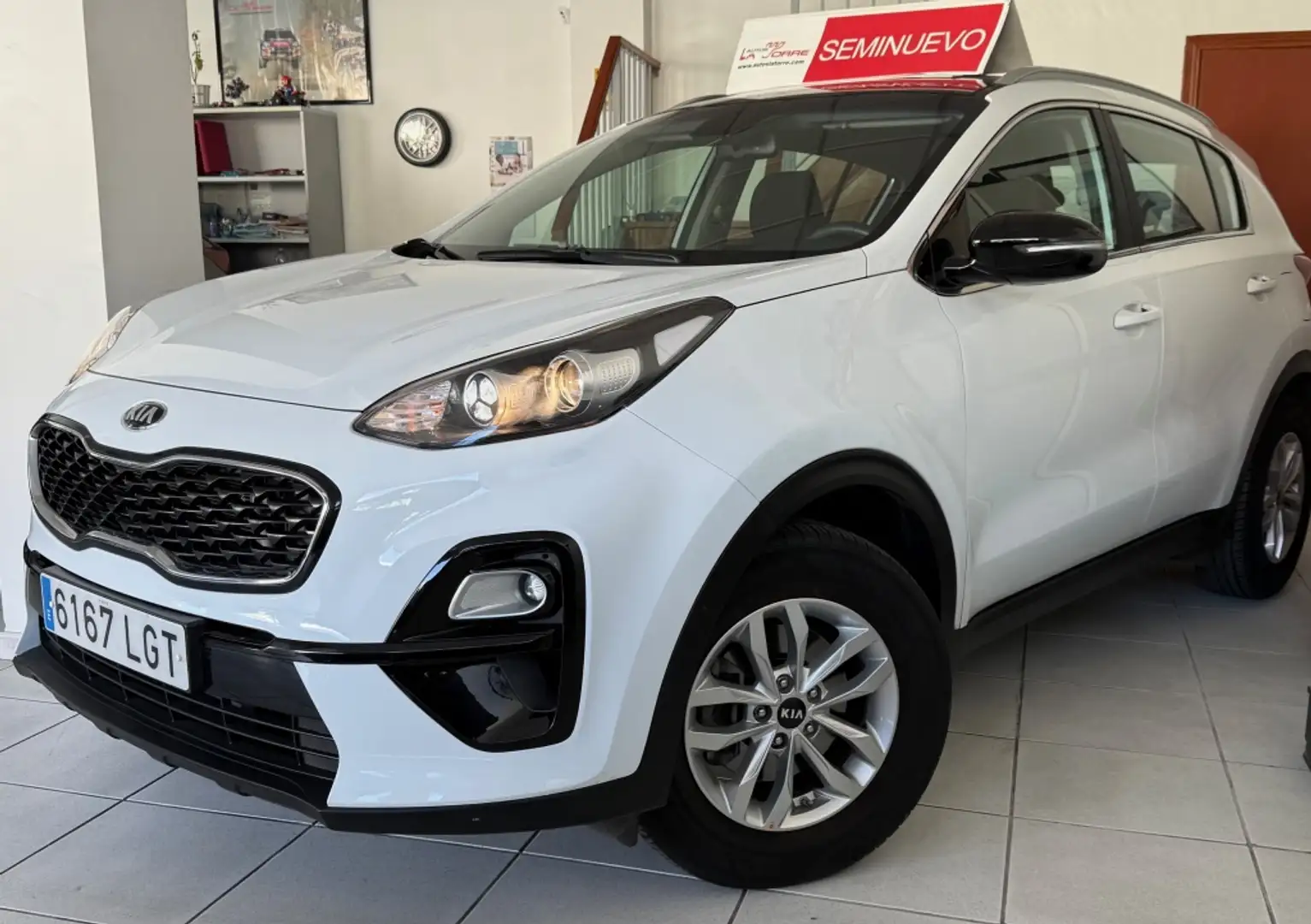 Kia Sportage 1.6 CRDi Business 4x2 115 Blanco - 1