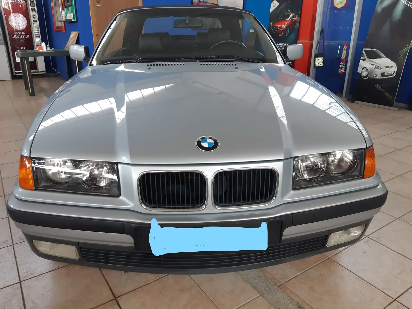 BMW 320 320i Cabrio Argent - 2