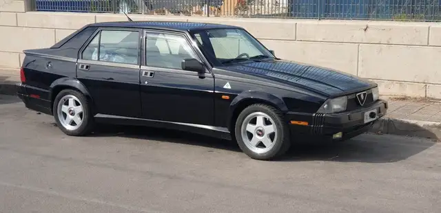 Alfa Romeo 75 1.8t Turbo America 155cv iscritta asi