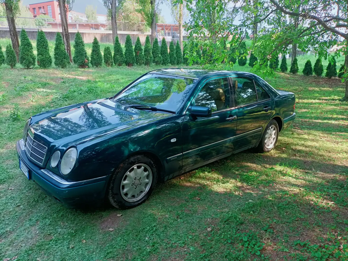 Mercedes-Benz E 220 E 220 d Elegance Zöld - 2