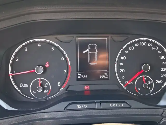 Volkswagen T-Cross view 9
