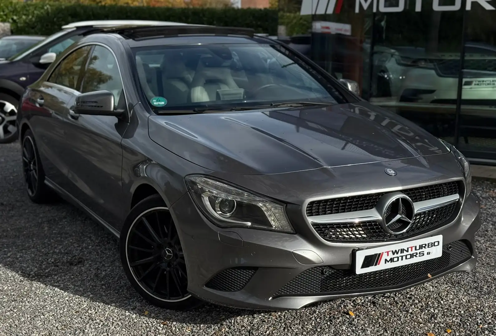 Mercedes-Benz CLA 200 CLA 200 7G-DCT AMG Line Gris - 2