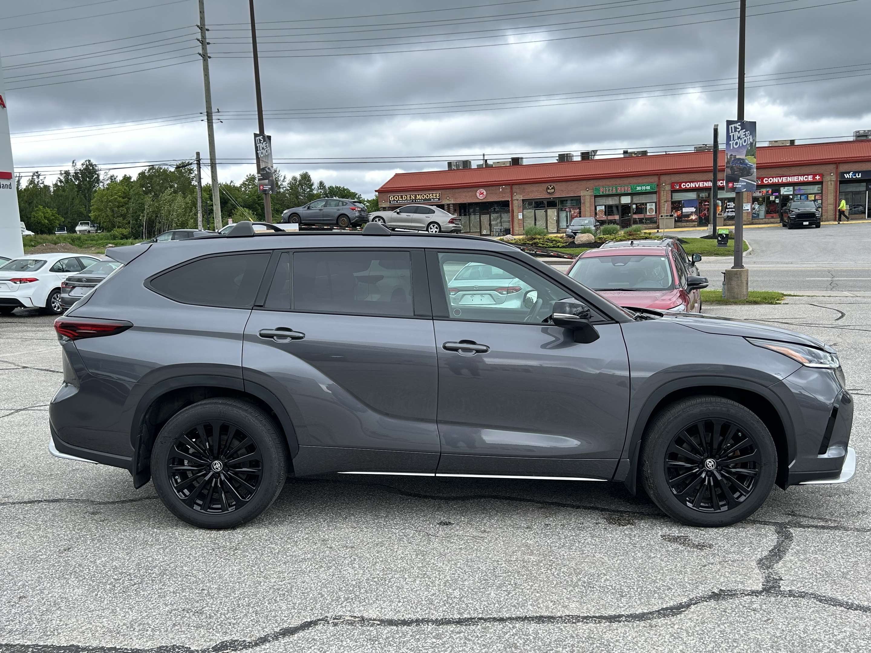 2024 Toyota Highlander