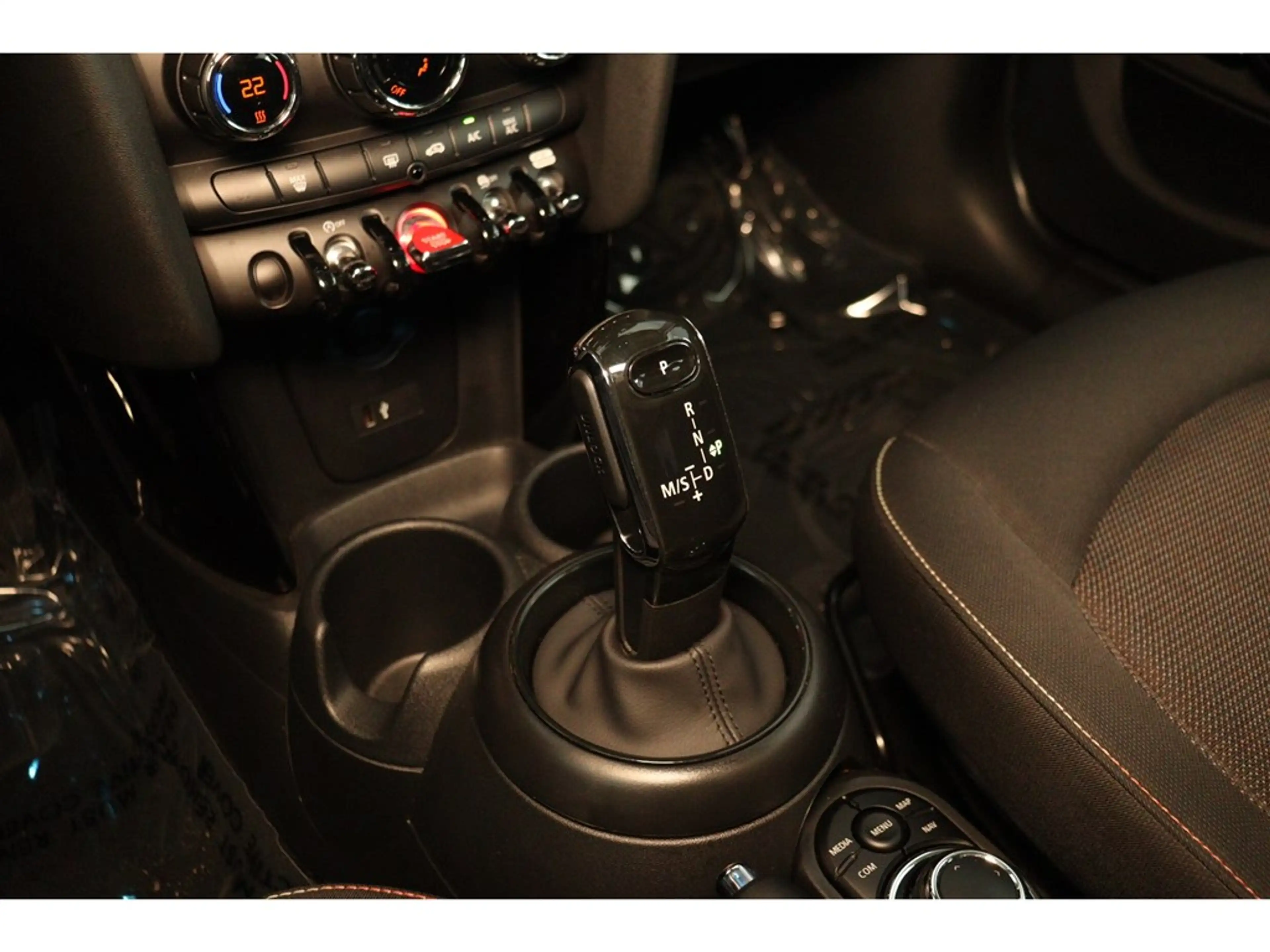 MINI Cooper 1.5iA 136pk — photo 15