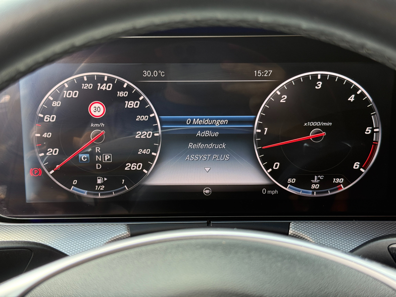Mercedes-Benz E 350 d|AMGLine|Schiebed|Widescreen|Lenkass|Spurass|HUD — photo 15