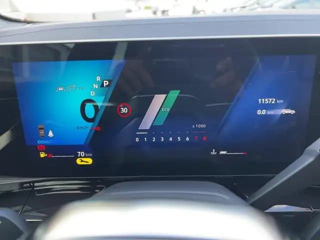 Renault Austral view 13