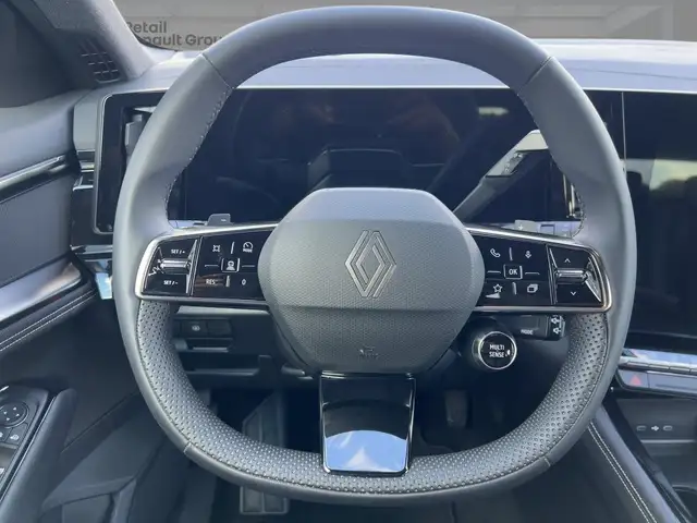 Renault Austral view 11