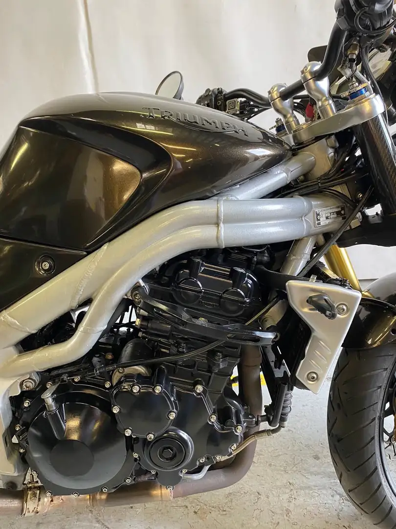 Triumph Speed Triple 955i Schwarz - 2