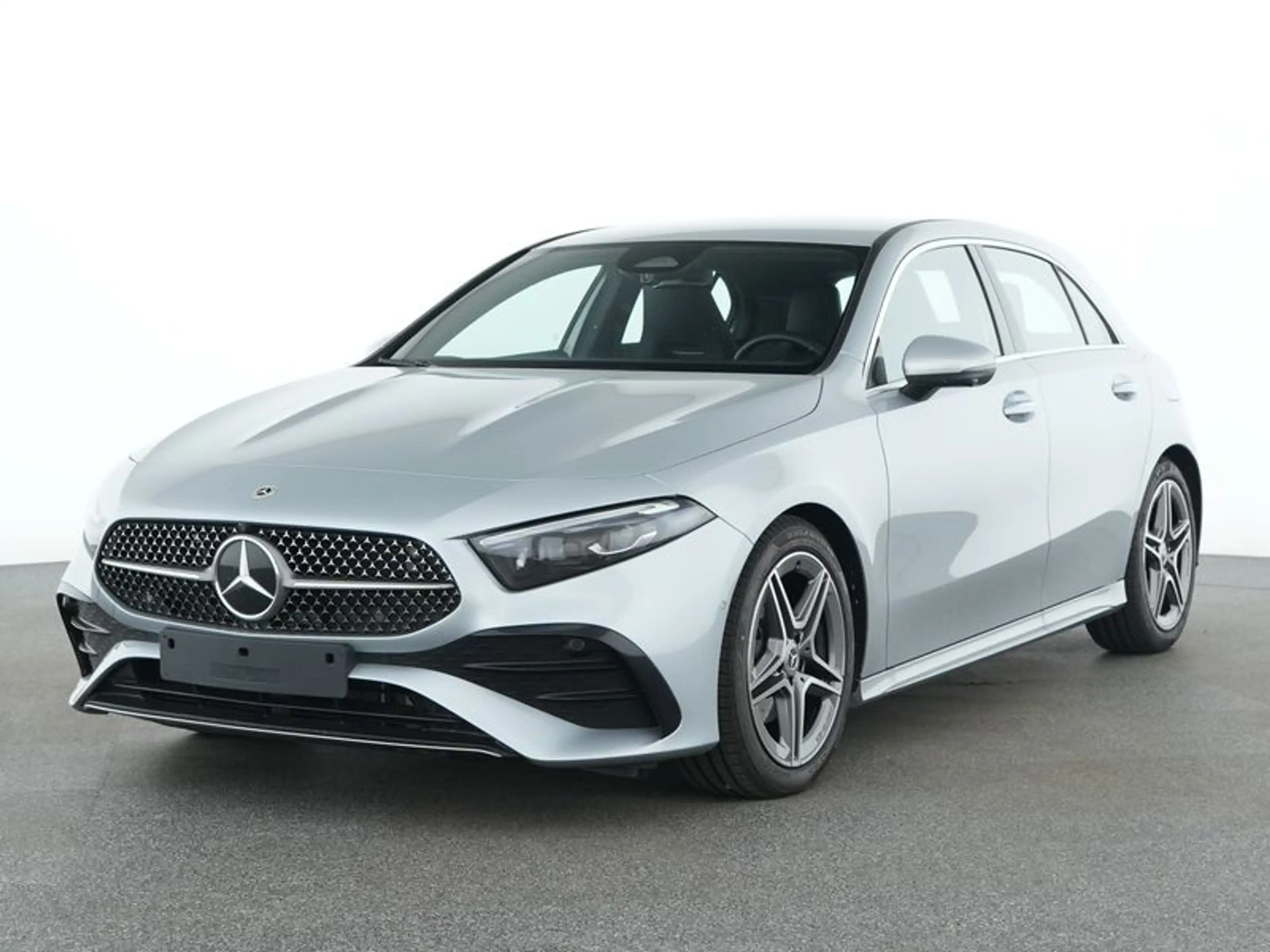 Mercedes-Benz A 200 AMG*Multibeam*Distronic*KeyGo*360*CarPlay*